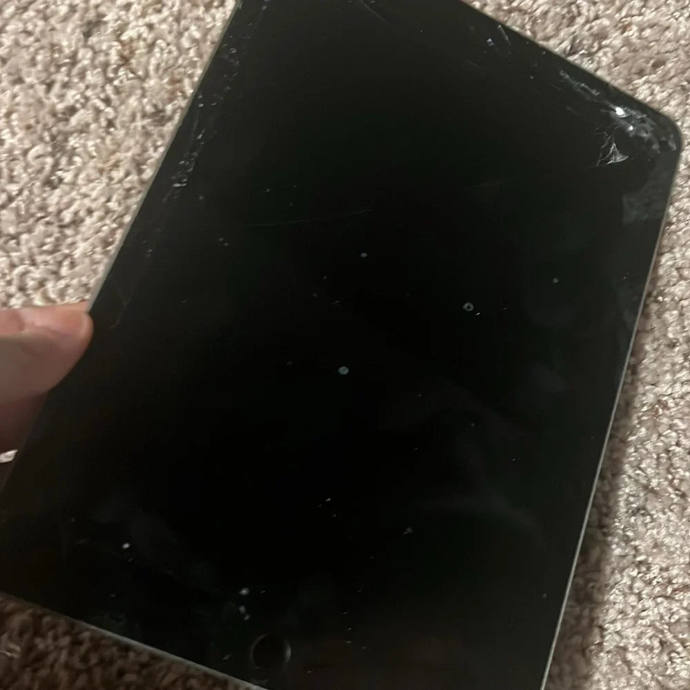 Ipad used not sure generation